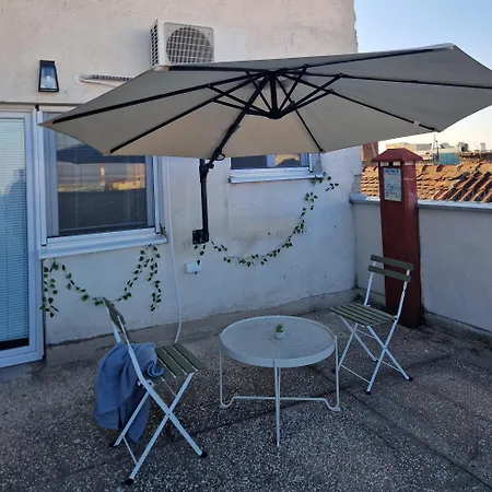 Vera Διαμέρισμα *